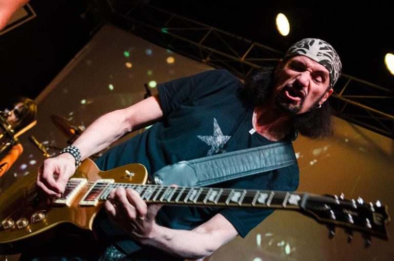 Bruce Kulick Relembra Revenge Do Kiss Rockarama